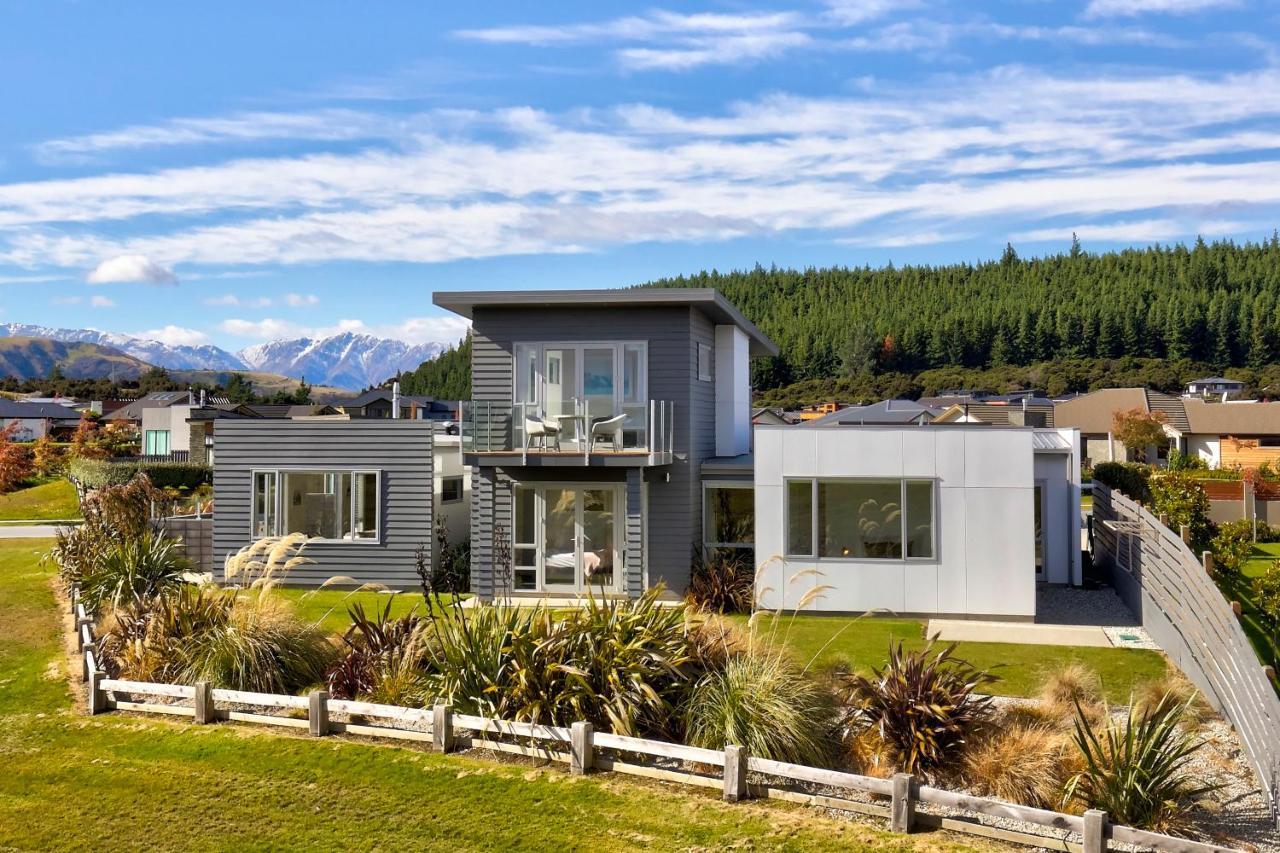 Infinity And Beyond Villa Wanaka Exterior photo